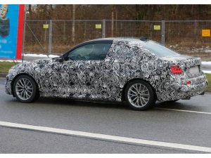 BMW-2er-Coupe-2013-Erlkoenig-M235i-F22-04.jpg