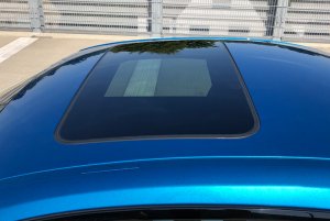 BMW-M2-Coupé-Long-Beach-Blau-metallic.jpg