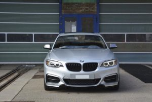 BMW-Front_lackiert.jpg