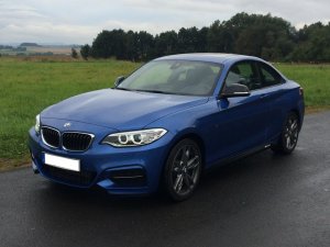 BMW8.JPG