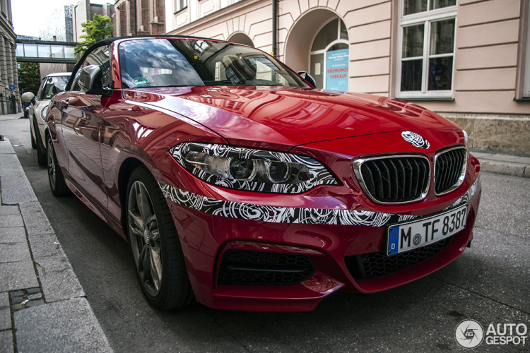 BMW-M235-Cabrio-Melbourne-Rot-2er-F23-Erlkoenig-Fotos-Autogespot-2-750x500.jpg