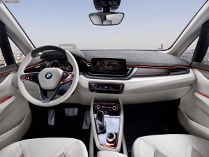 BMW-Active-Tourer-2012-Paris-Fronttriebler-1er-GT-16.jpg
