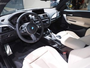 Detroit-2015-BMW-M235i-Cabrio-F23-Schwarz-2er-Innenraum-Live-Fotos-01-750x563.jpg