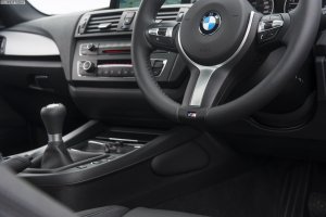 BMW-M235i-Wallpaper-Suedafrika-2er-Coupe-F22-Melbourne-Rot-03.jpg