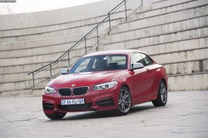 BMW-M235i-Wallpaper-Suedafrika-2er-Coupe-F22-Melbourne-Rot-42.jpg