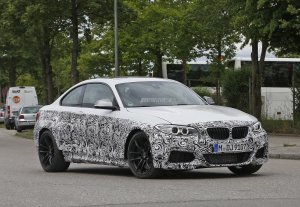 BMW M2 white 4.jpg