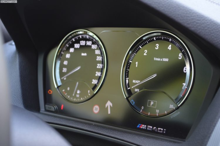 BMW-2er-Facelift-2017-Blackpanel-Display-Cockpit-F22-LCI-02-750x497.jpg